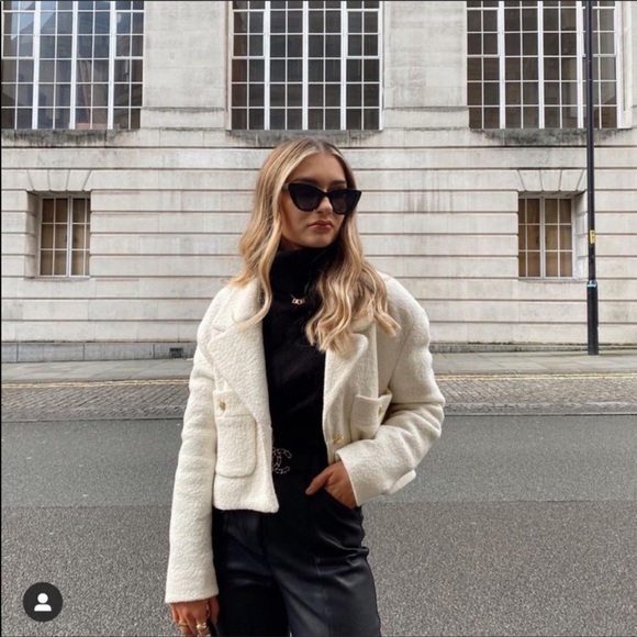 Zara Cream Wool Blend Texture Weave Gold Metallic Button Detail Crop Blazer - Picture 9 of 16